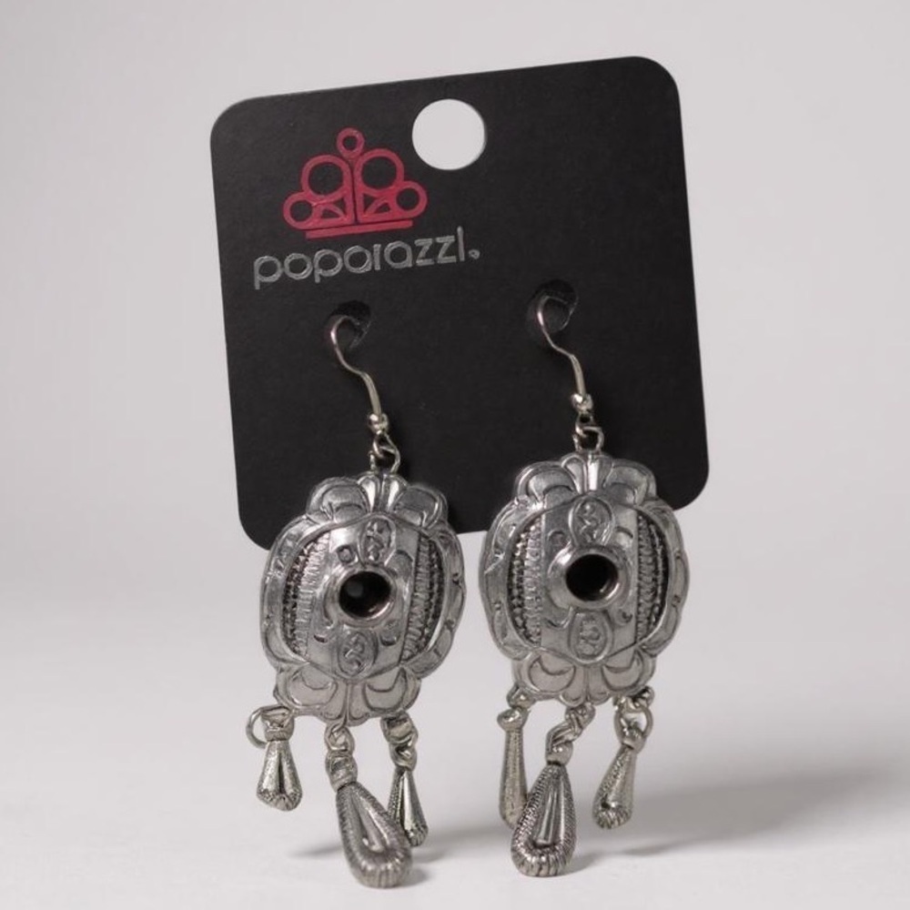 ❄️ Paparazzi | Silver and Black Earrings Southwestern Boho Vibes